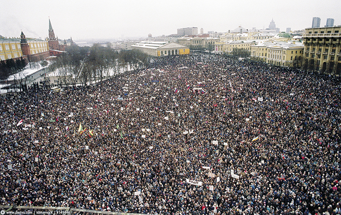 Протесты белоленточников в Москве, подготовленные США