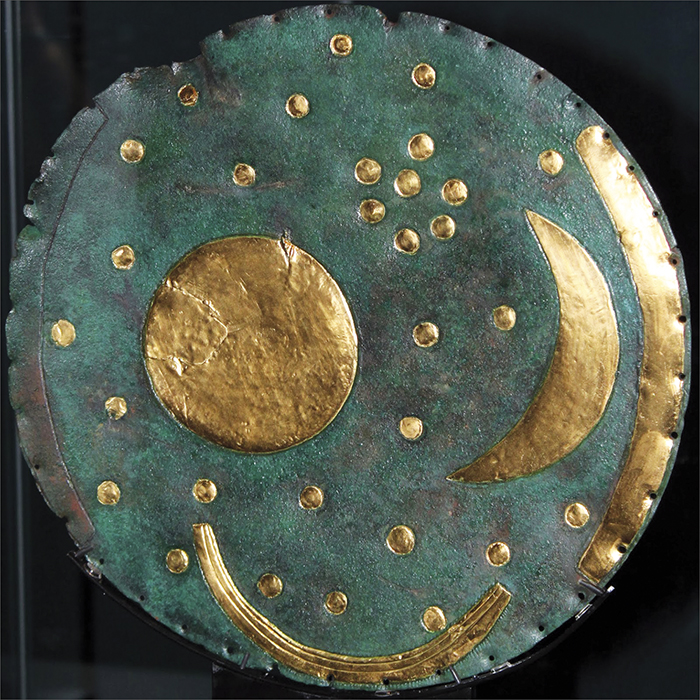 «Небесный диск», найденный в немецком городе Небра